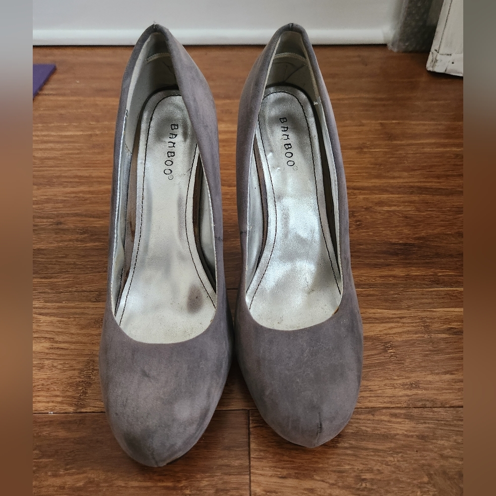 Bamboo grey velvet heels
